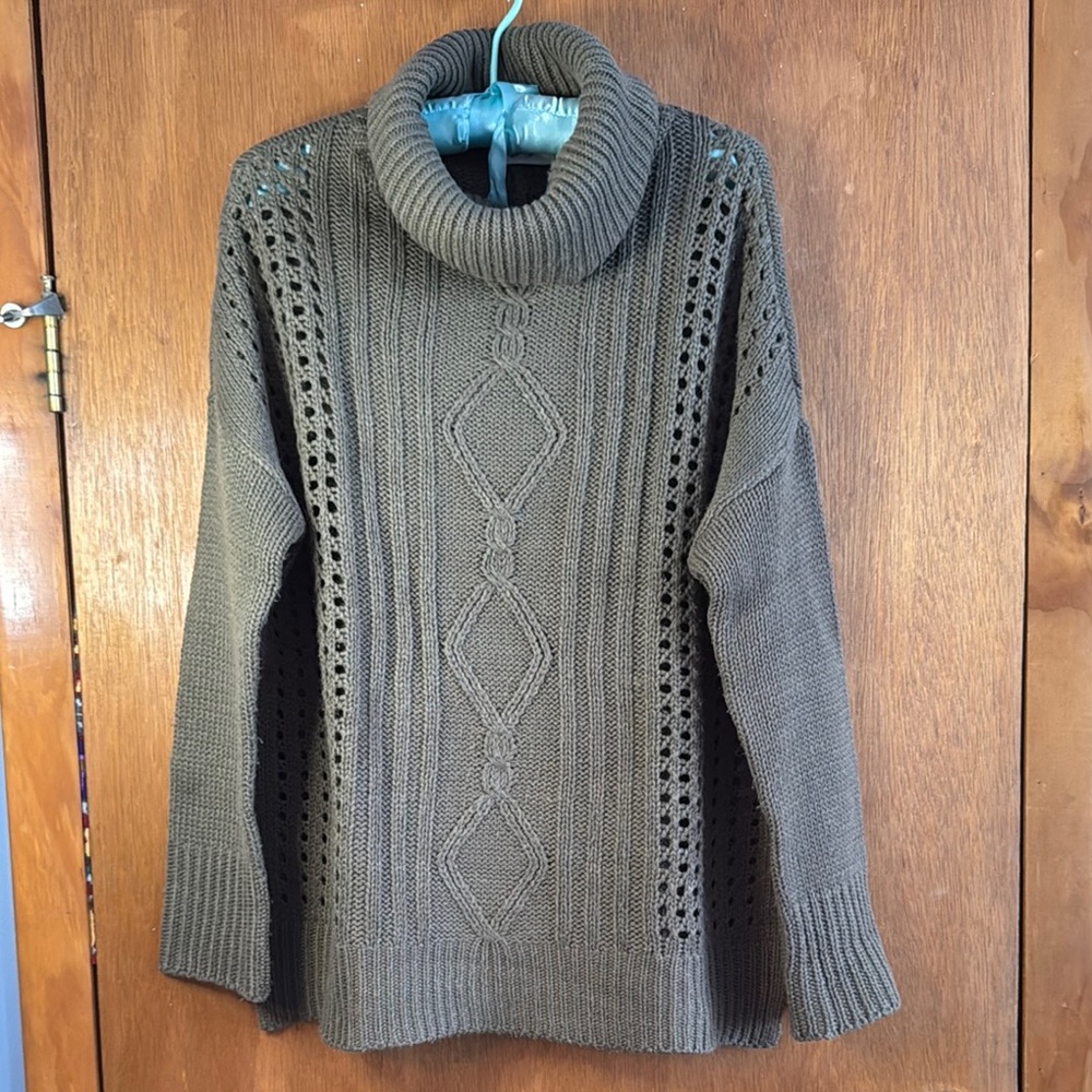 RD Style green Cowl Turtleneck Sweater, long sleeve Sz M
